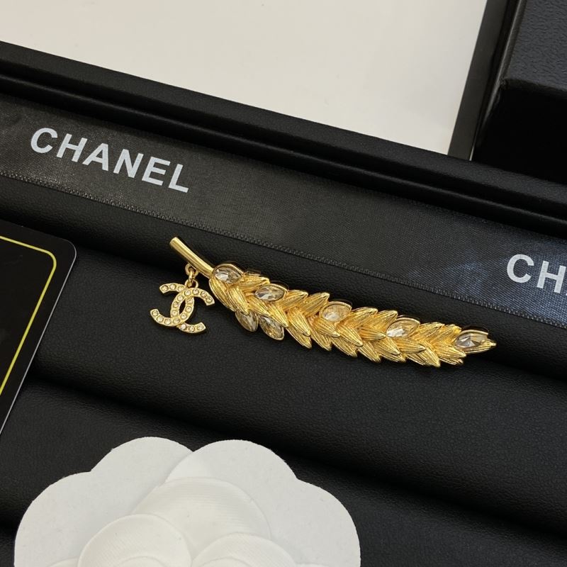 Ch*el brooches